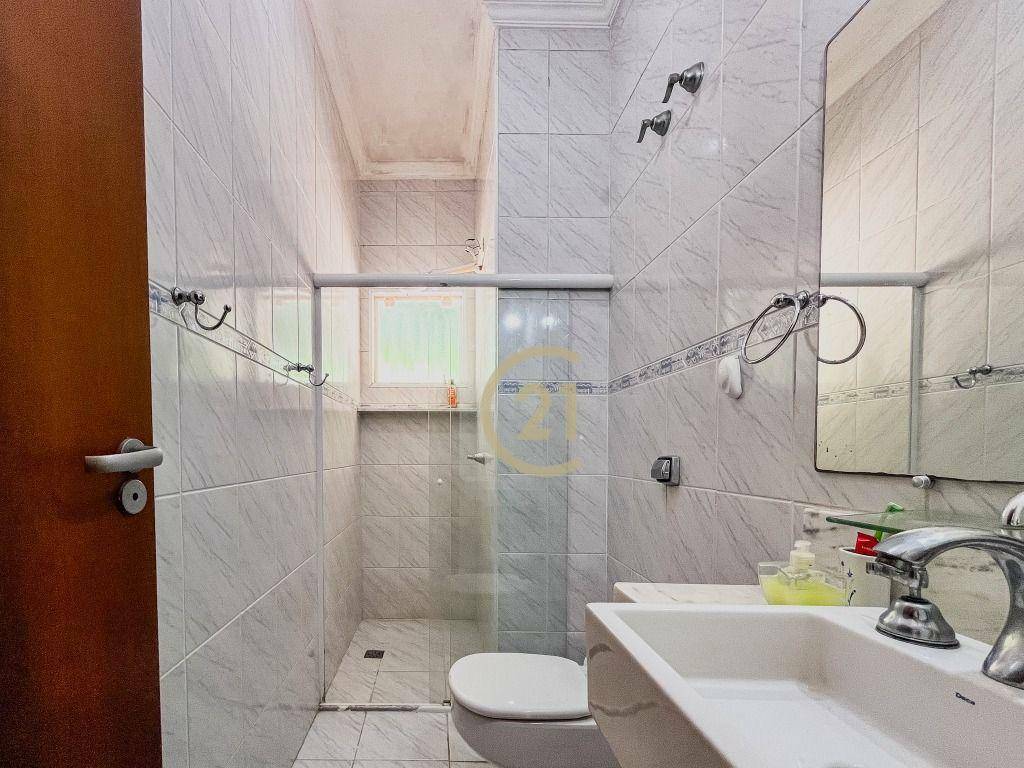 Casa de Condomínio à venda com 4 quartos, 215m² - Foto 21