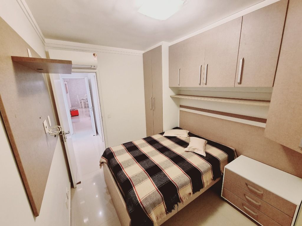 Apartamento à venda com 3 quartos, 134m² - Foto 15