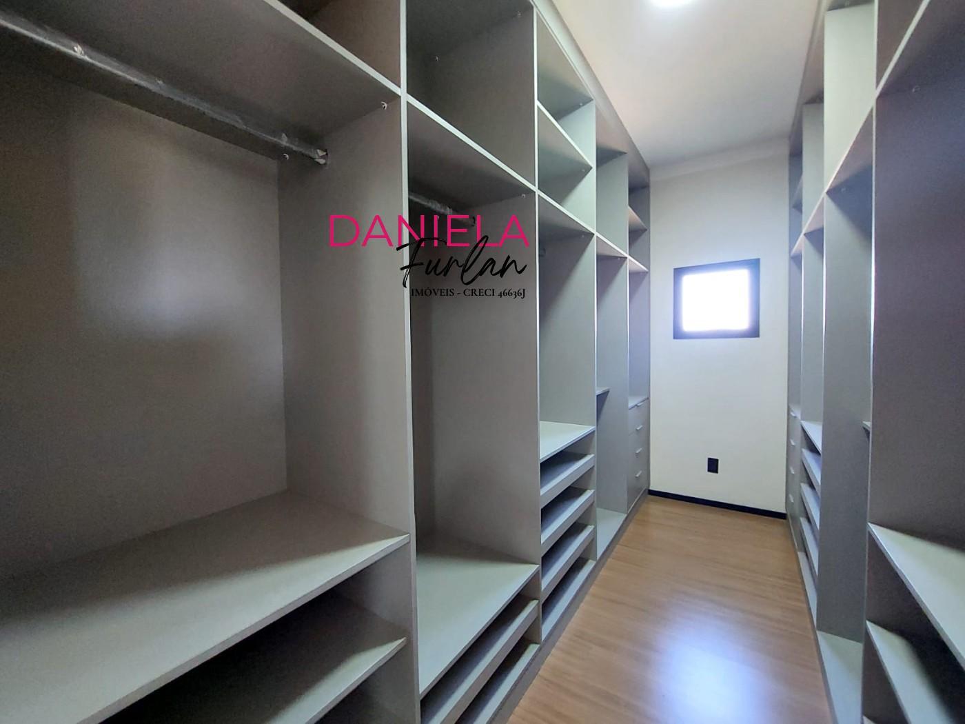 Casa de Condomínio para alugar com 3 quartos, 302m² - Foto 41