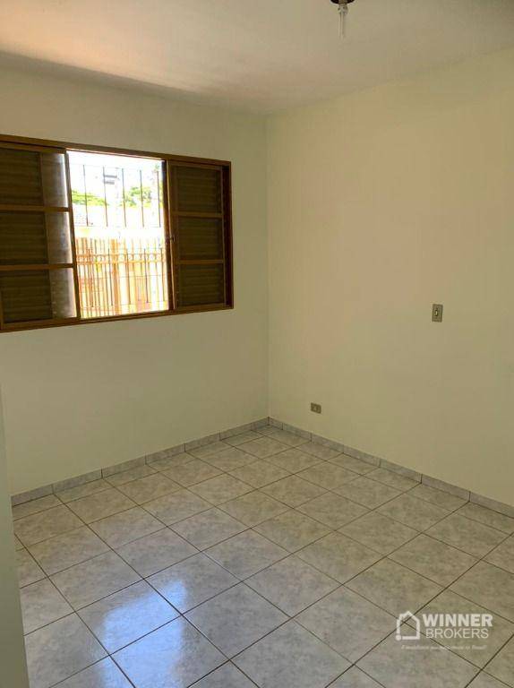 Casa à venda com 3 quartos, 97m² - Foto 11