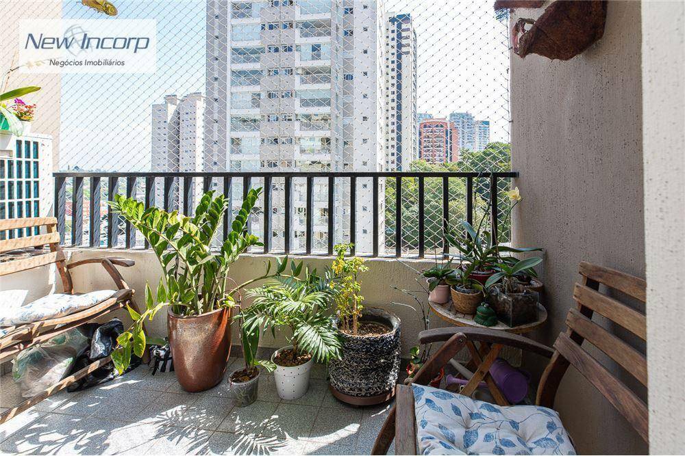 Apartamento à venda com 2 quartos, 67m² - Foto 4