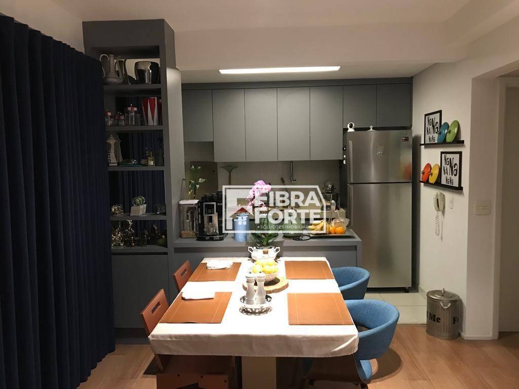 Apartamento à venda com 2 quartos, 67m² - Foto 17