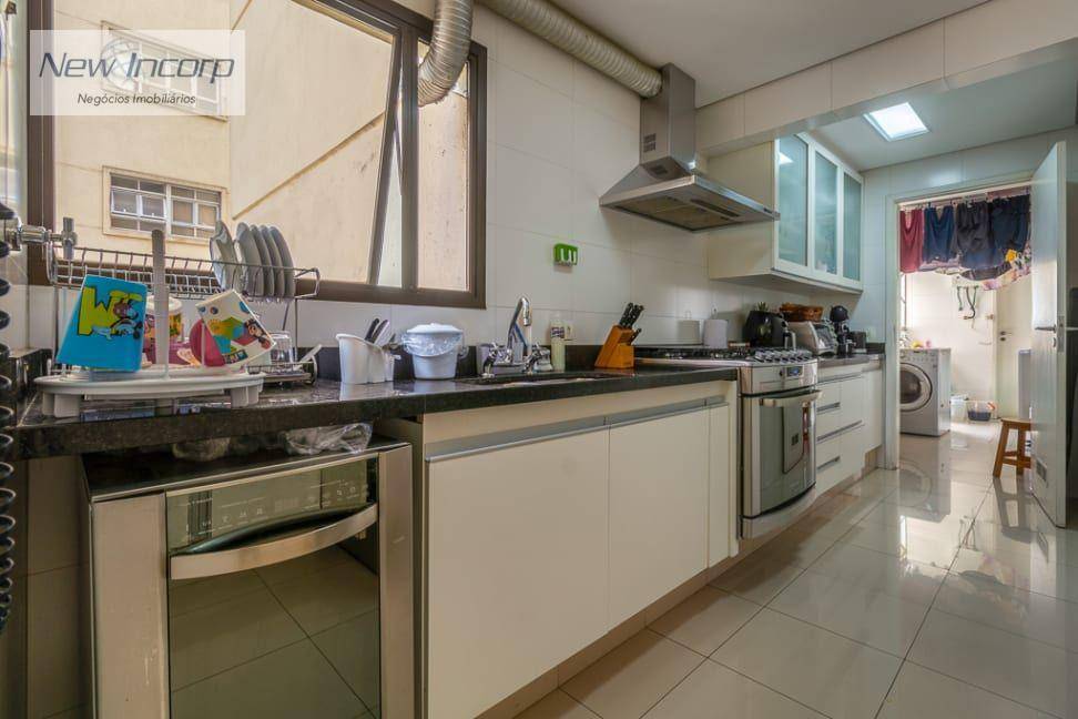 Apartamento à venda com 3 quartos, 154m² - Foto 10