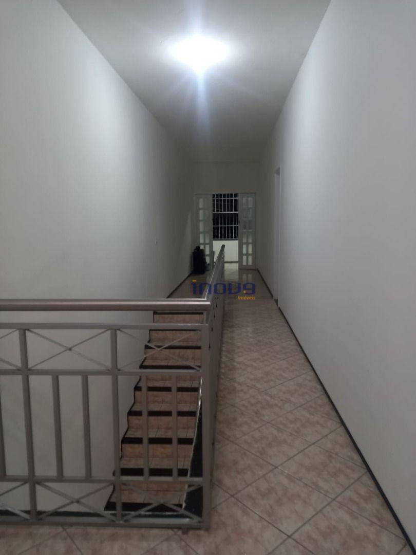 Casa, 5 quartos, 600 m² - Foto 4