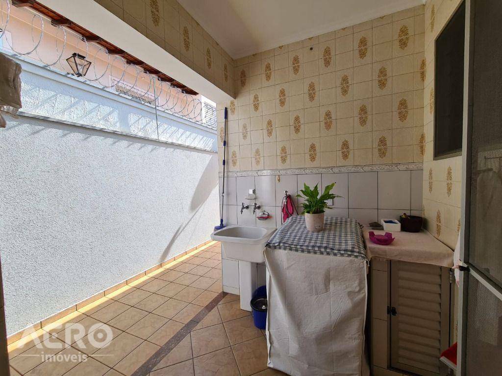 Casa à venda com 3 quartos, 280m² - Foto 15