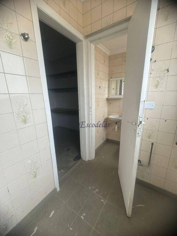 Apartamento à venda com 3 quartos, 135m² - Foto 9