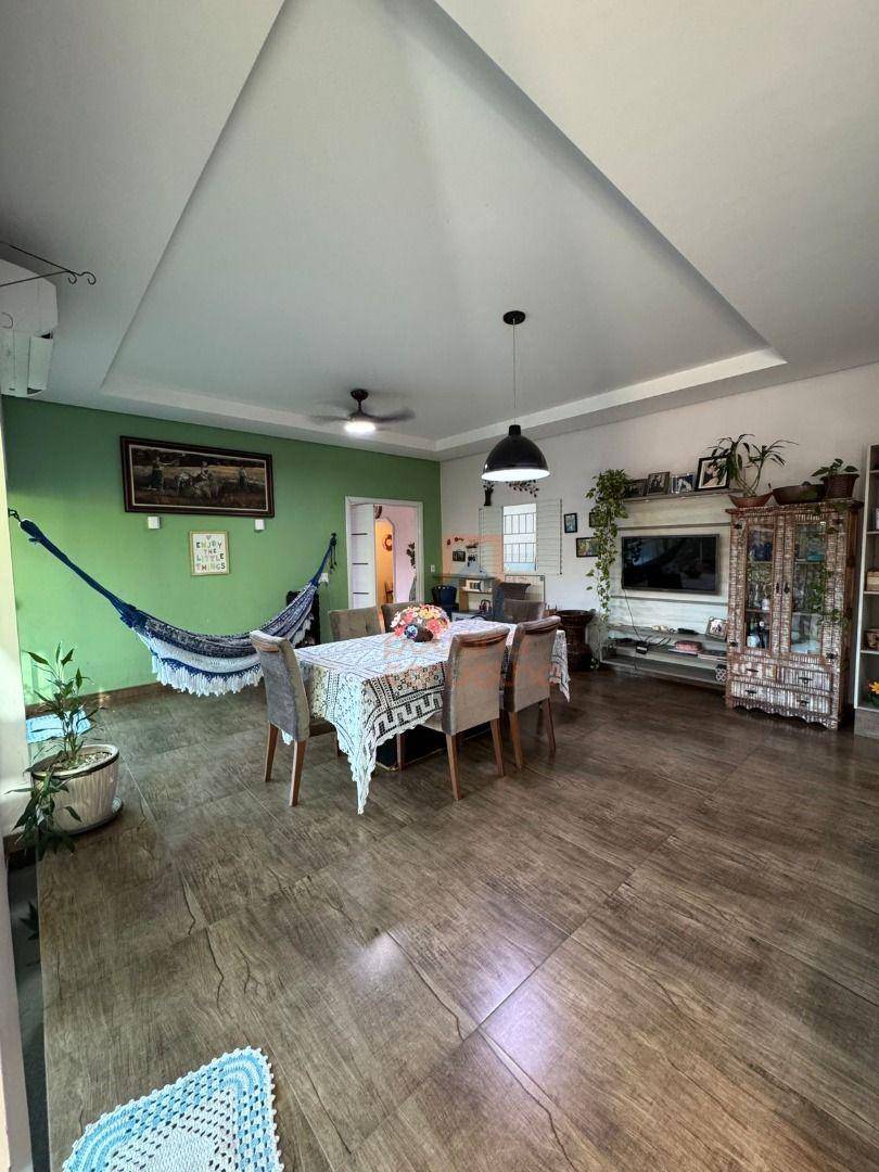 Casa, 4 quartos, 330 m² - Foto 39