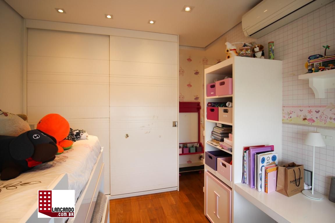 Apartamento à venda com 3 quartos, 210m² - Foto 9