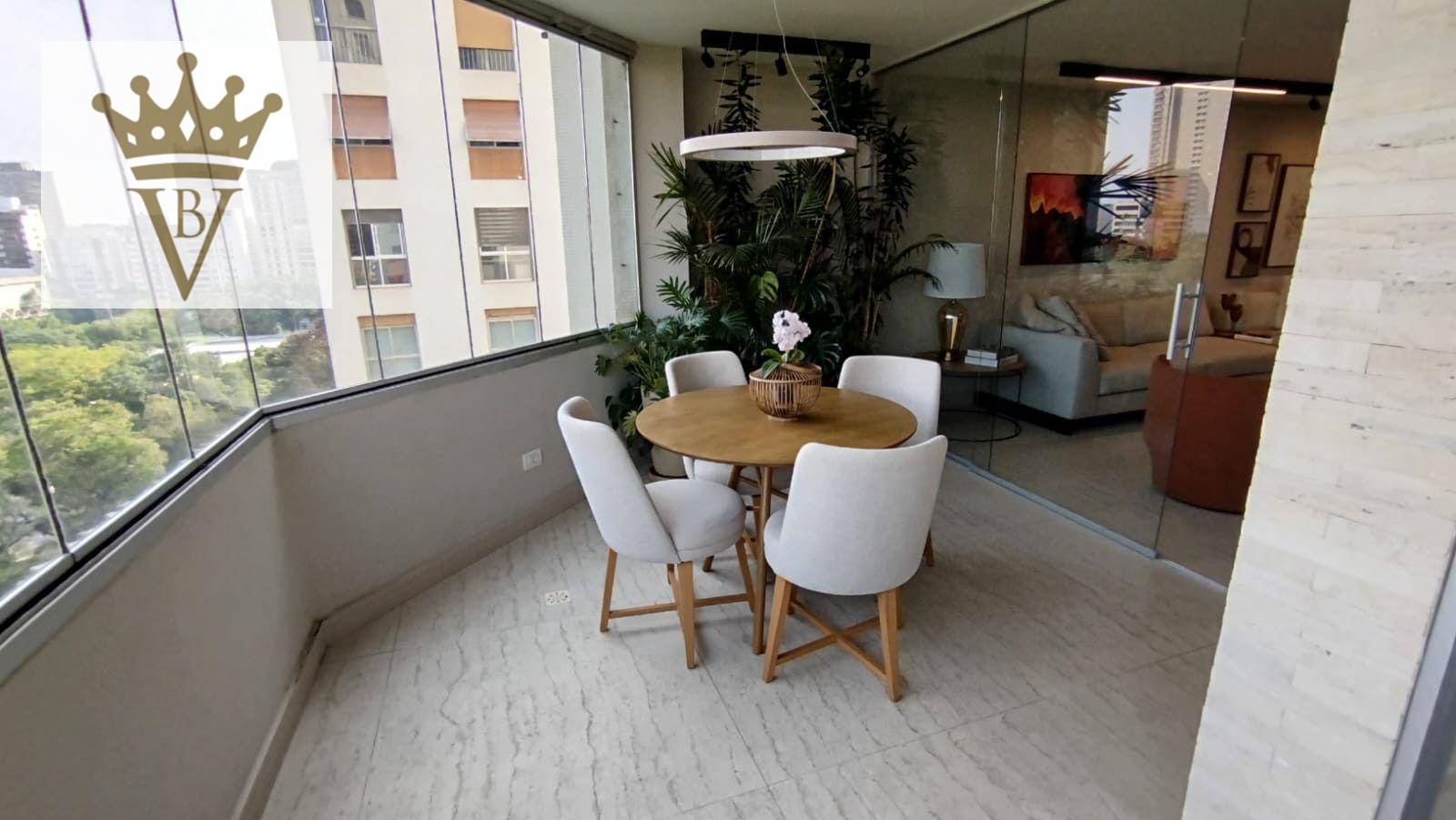 Apartamento para alugar com 4 quartos, 271m² - Foto 4