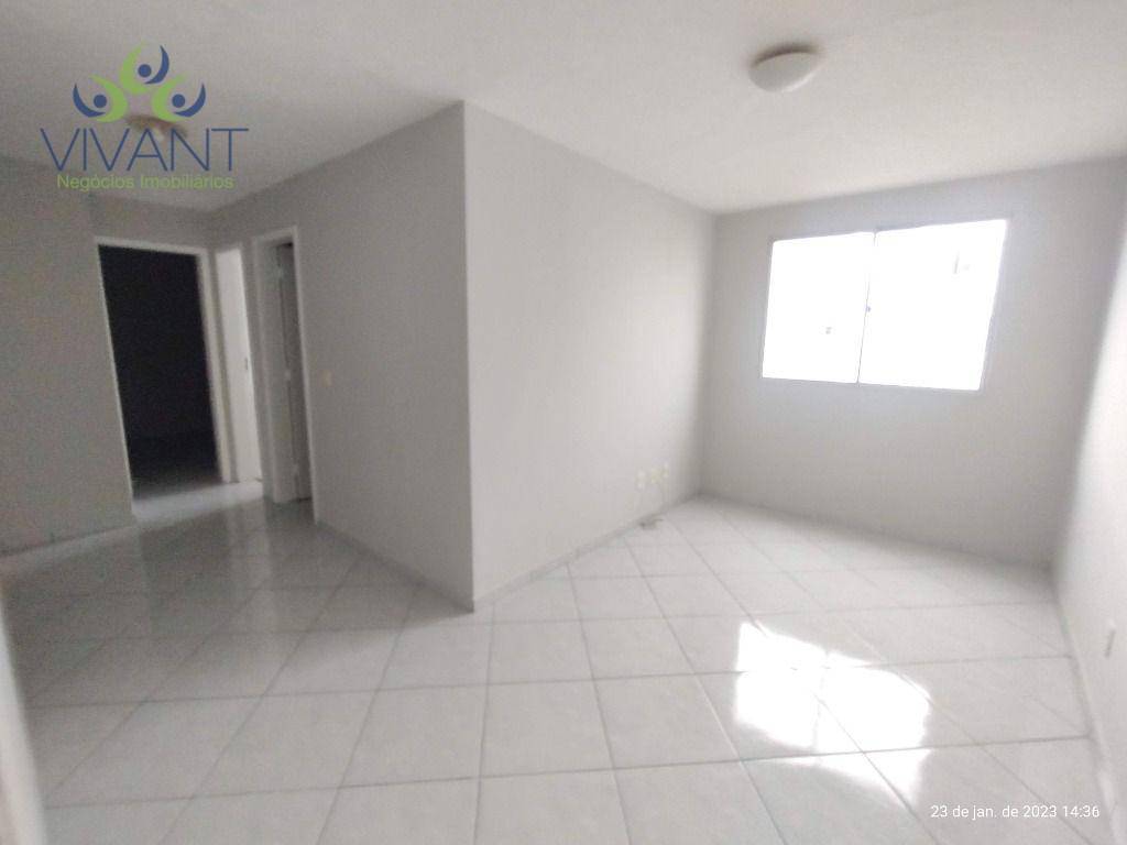 Apartamento à venda com 2 quartos, 47m² - Foto 2