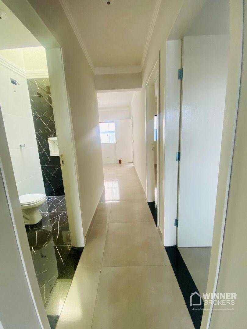 Casa à venda com 3 quartos, 76m² - Foto 14