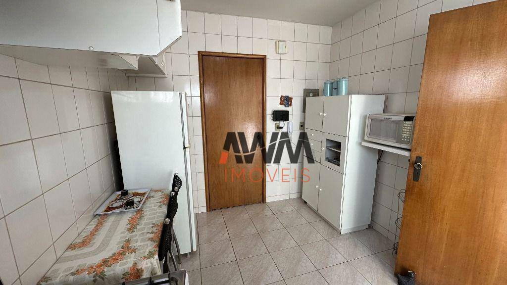 Apartamento à venda com 3 quartos, 87m² - Foto 11