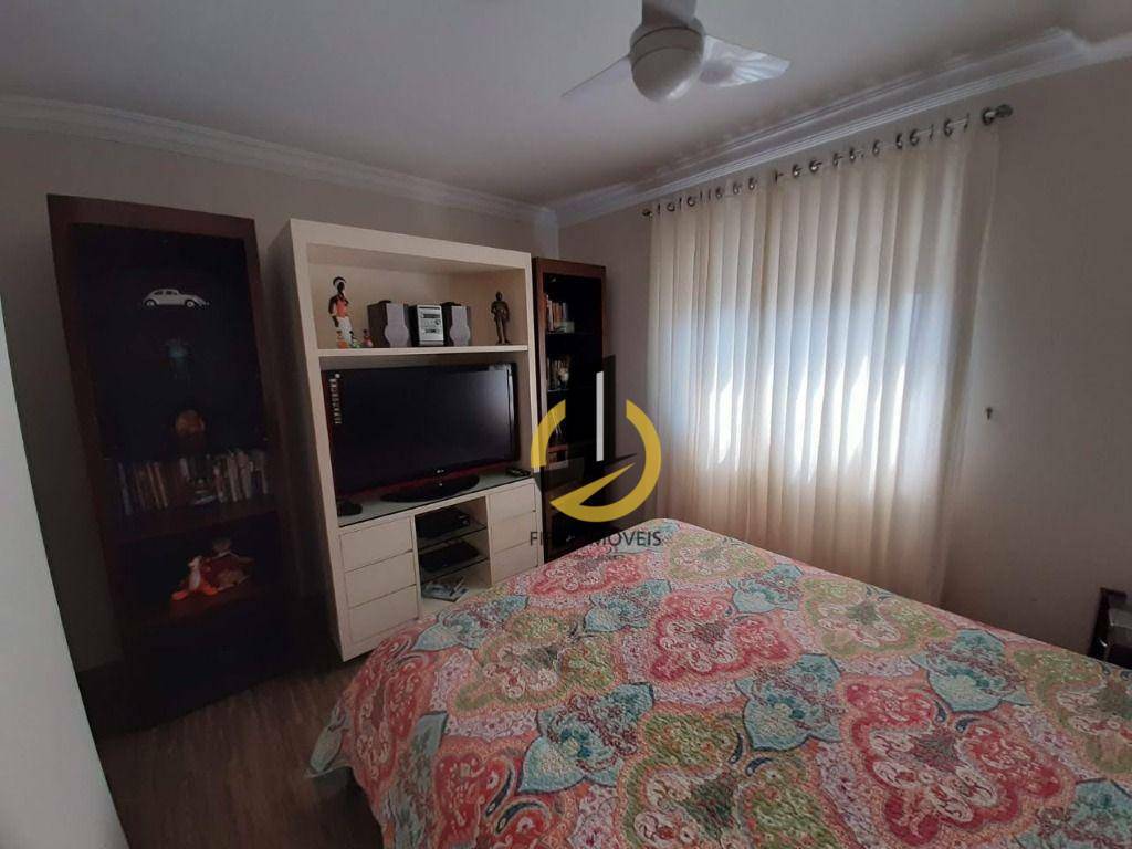 Apartamento à venda com 3 quartos, 202m² - Foto 37