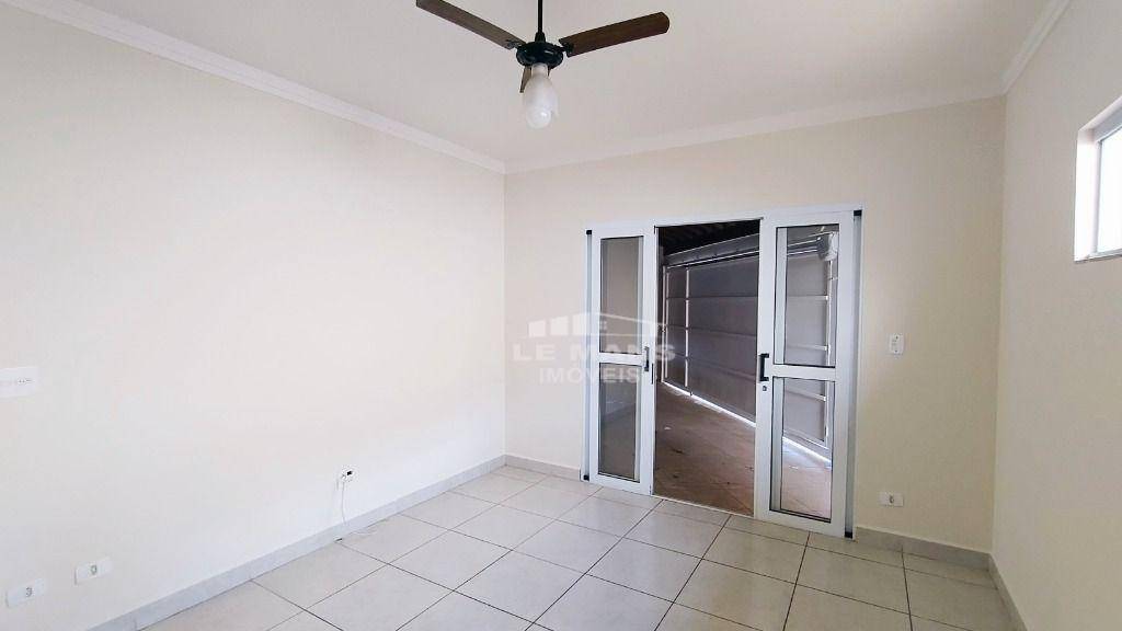 Casa à venda com 2 quartos, 109m² - Foto 8