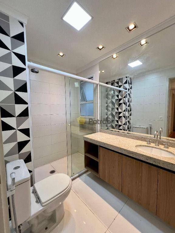 Apartamento à venda com 3 quartos, 242m² - Foto 39