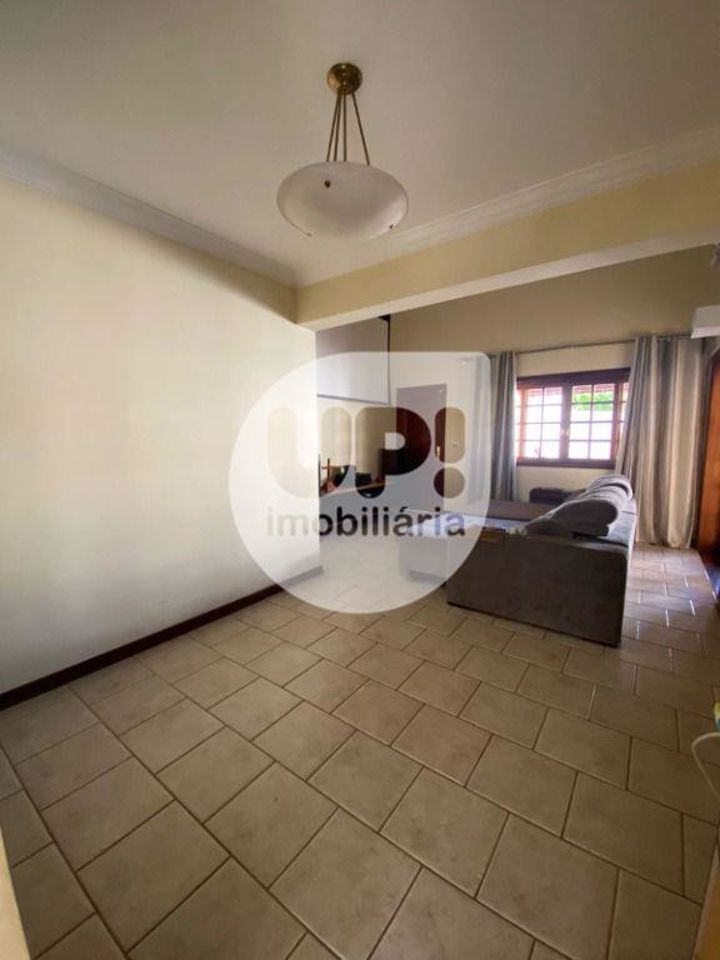 Casa à venda com 3 quartos, 295m² - Foto 3