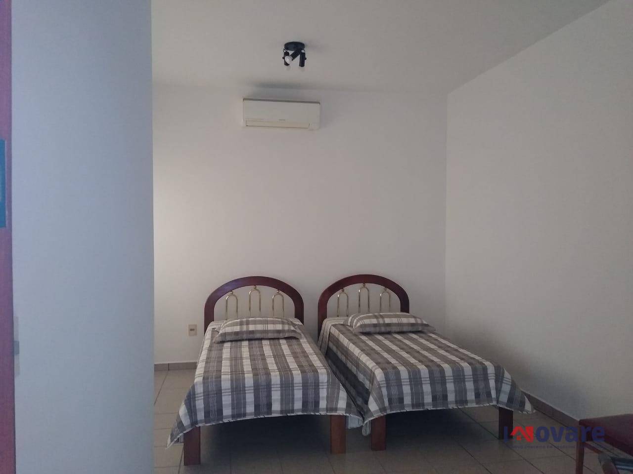 Casa à venda com 1 quarto, 178m² - Foto 12