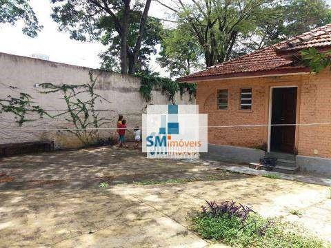 Casa para alugar com 1 quarto, 250m² - Foto 1