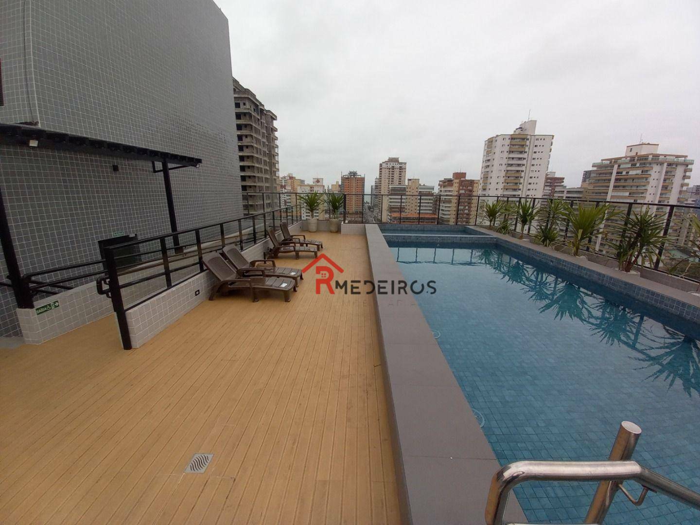 Apartamento à venda com 2 quartos, 75m² - Foto 27