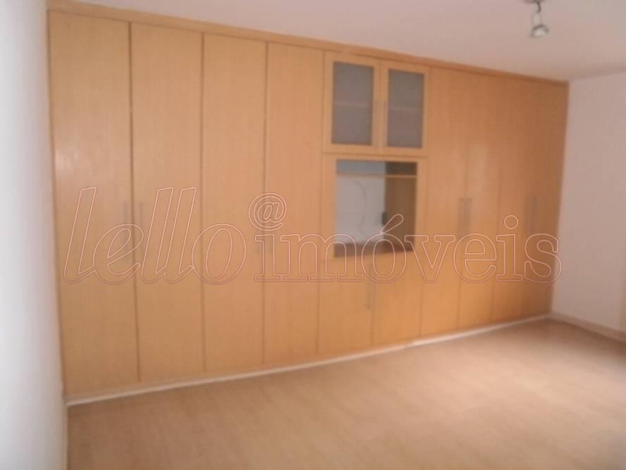 Apartamento para alugar com 4 quartos, 210m² - Foto 17