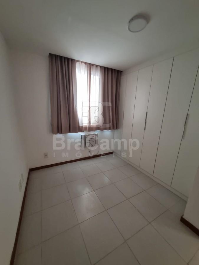 Apartamento para alugar com 3 quartos, 105m² - Foto 12
