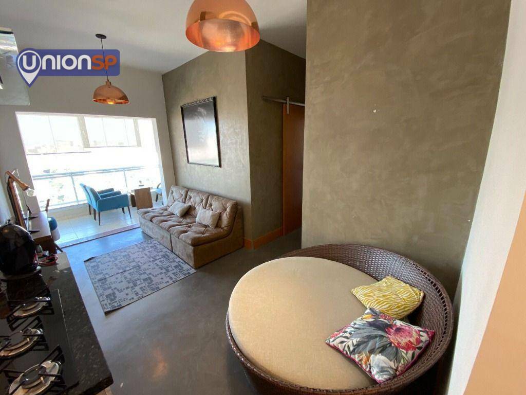 Apartamento à venda com 2 quartos, 71m² - Foto 6