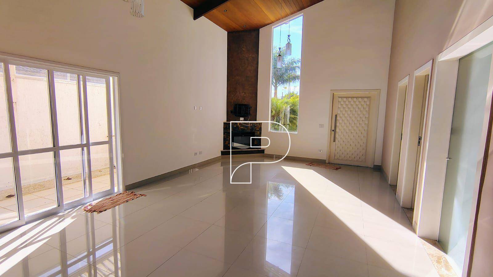 Casa de Condomínio para alugar com 3 quartos, 280m² - Foto 3