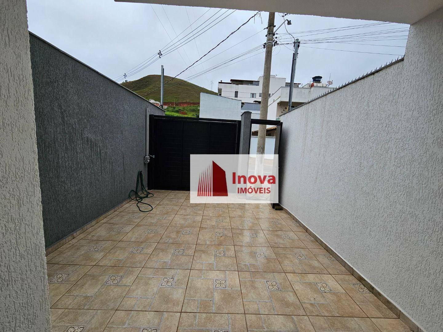 Casa à venda com 2 quartos, 95m² - Foto 3