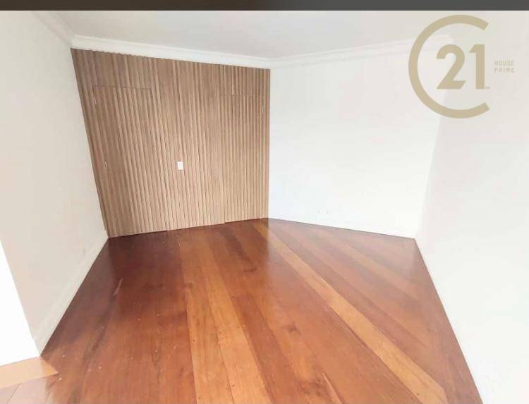 Apartamento à venda com 3 quartos, 110m² - Foto 4