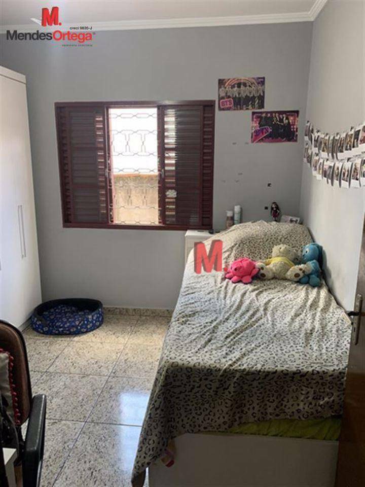 Casa à venda com 3 quartos, 200m² - Foto 25