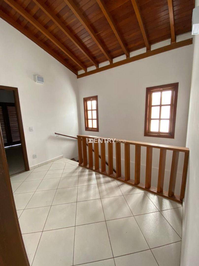 Casa à venda com 4 quartos, 272m² - Foto 17