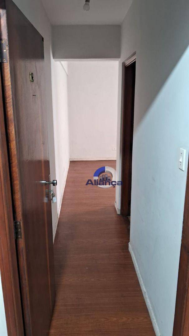 Apartamento à venda com 2 quartos, 65m² - Foto 19