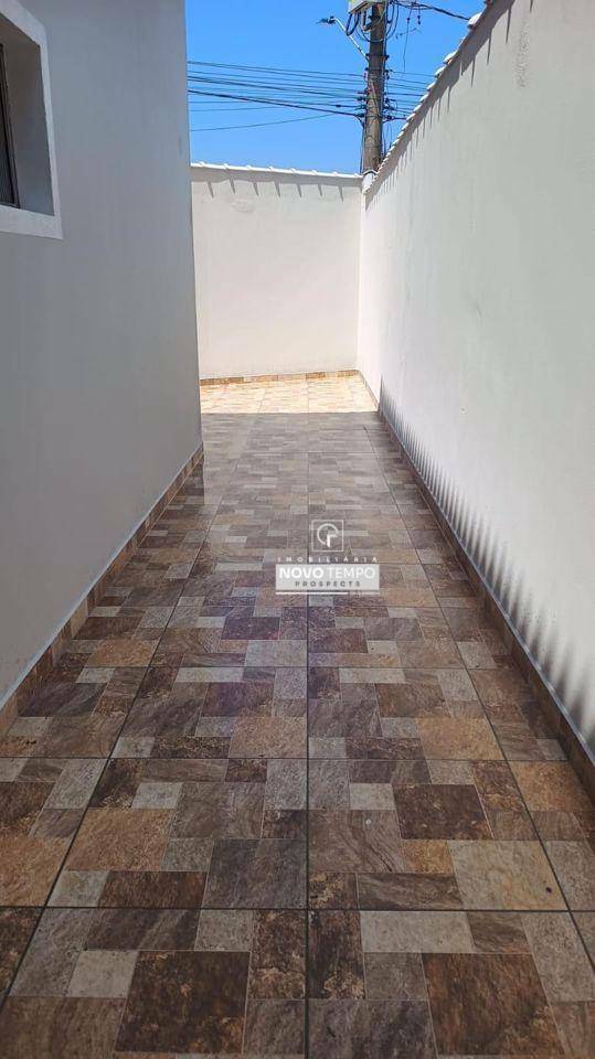 Casa à venda com 2 quartos, 150m² - Foto 11