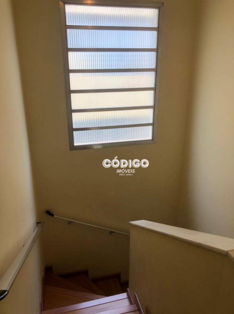 Sobrado à venda com 3 quartos, 110m² - Foto 12