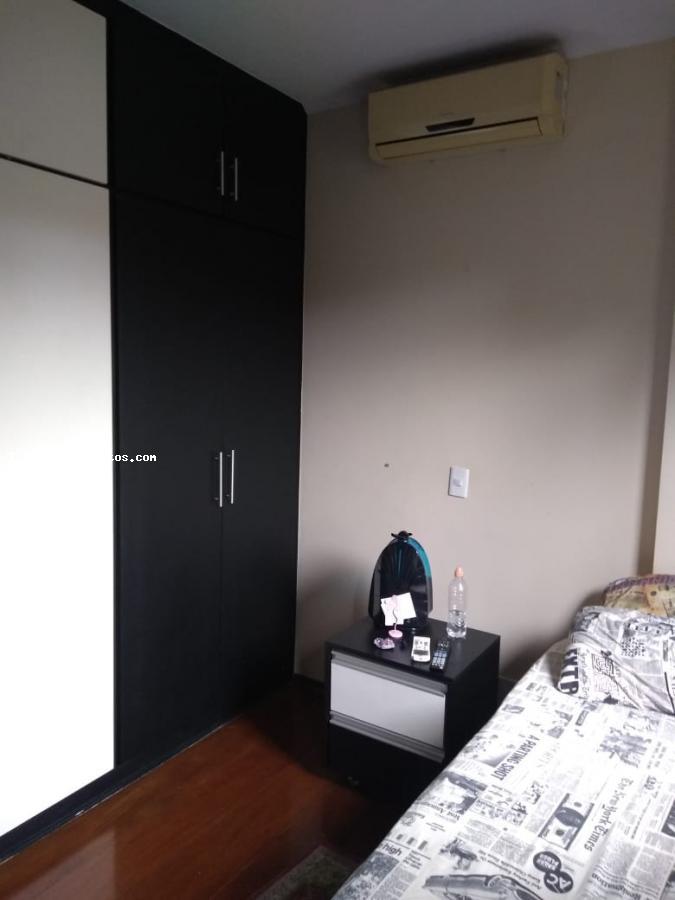 Apartamento à venda com 3 quartos, 130m² - Foto 20