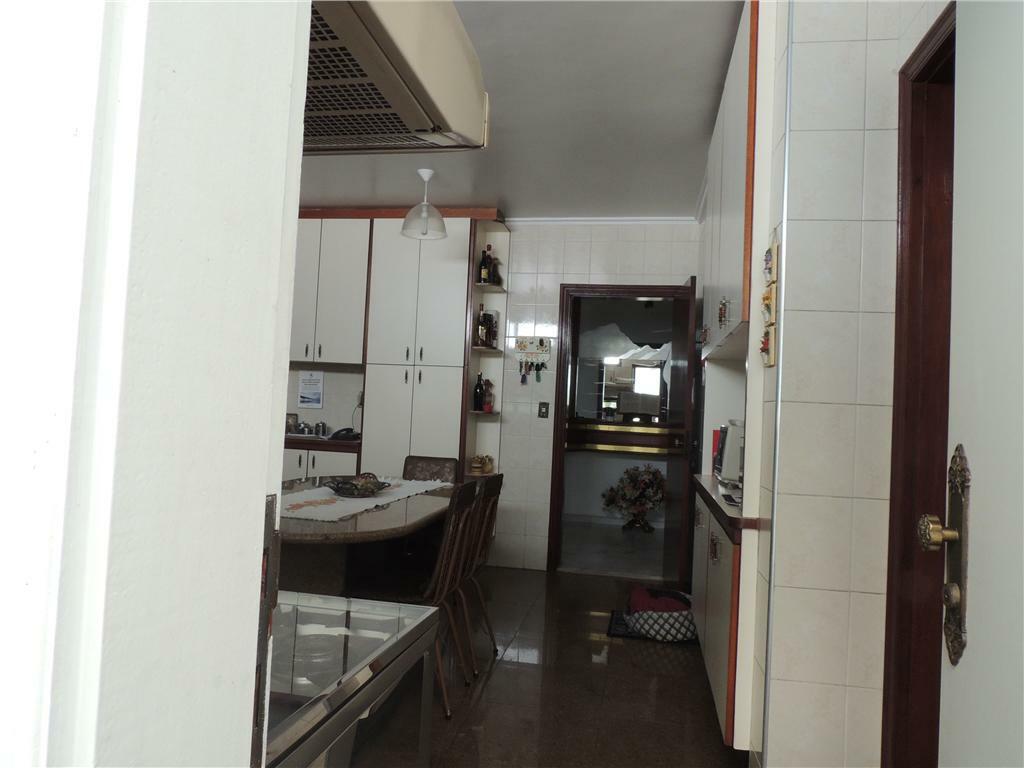 Casa, 4 quartos, 958 m² - Foto 36
