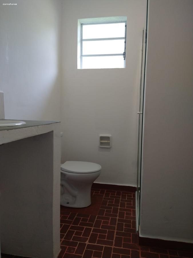 Casa à venda com 2 quartos, 698m² - Foto 12