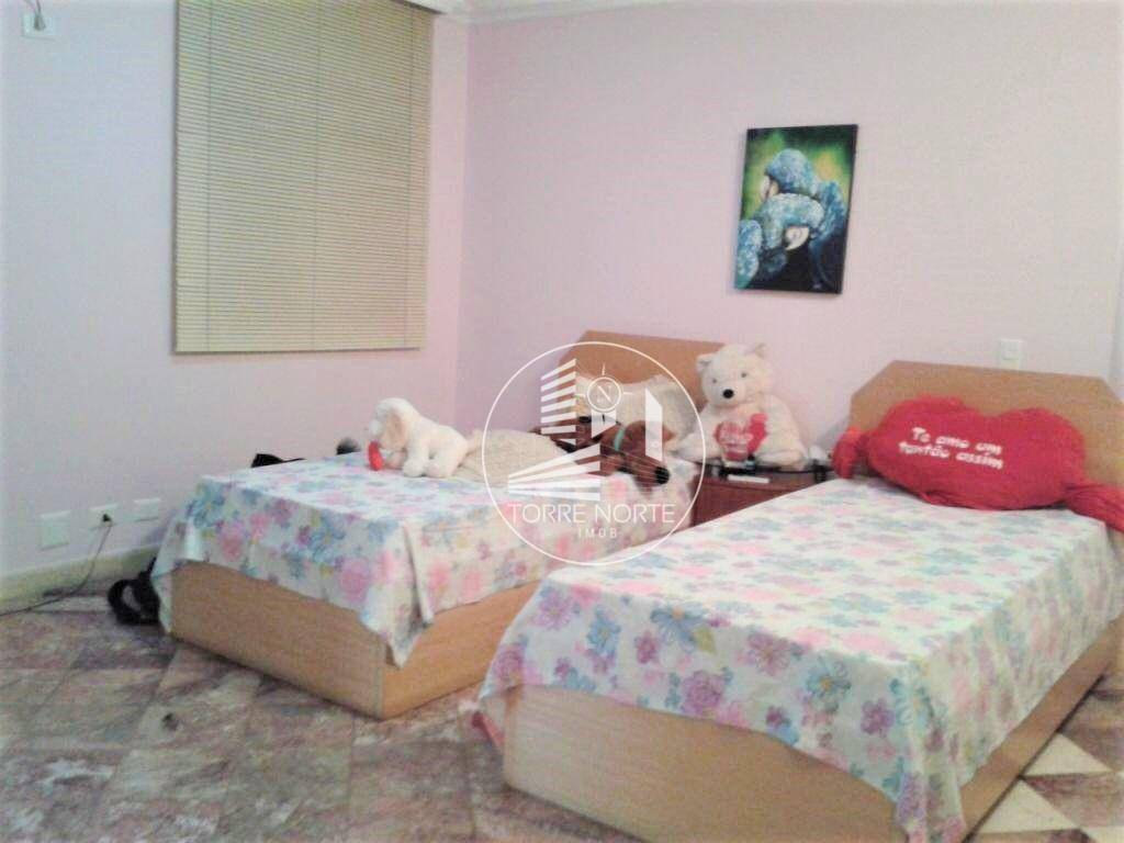 Apartamento à venda com 4 quartos, 580m² - Foto 19