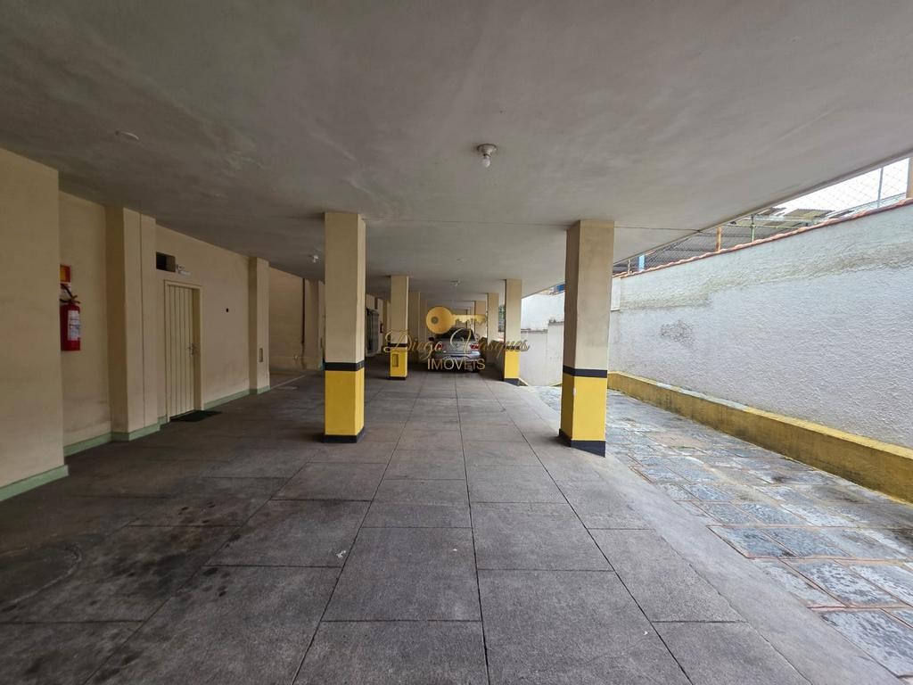 Apartamento à venda com 2 quartos, 80m² - Foto 13