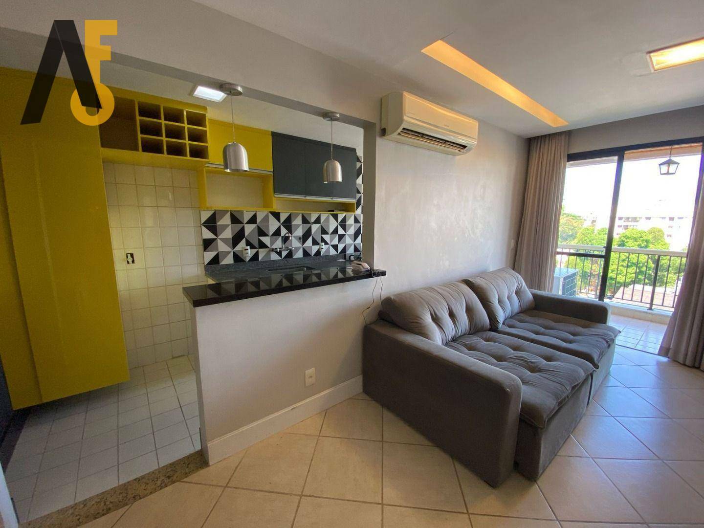 Apartamento à venda com 2 quartos, 63m² - Foto 2