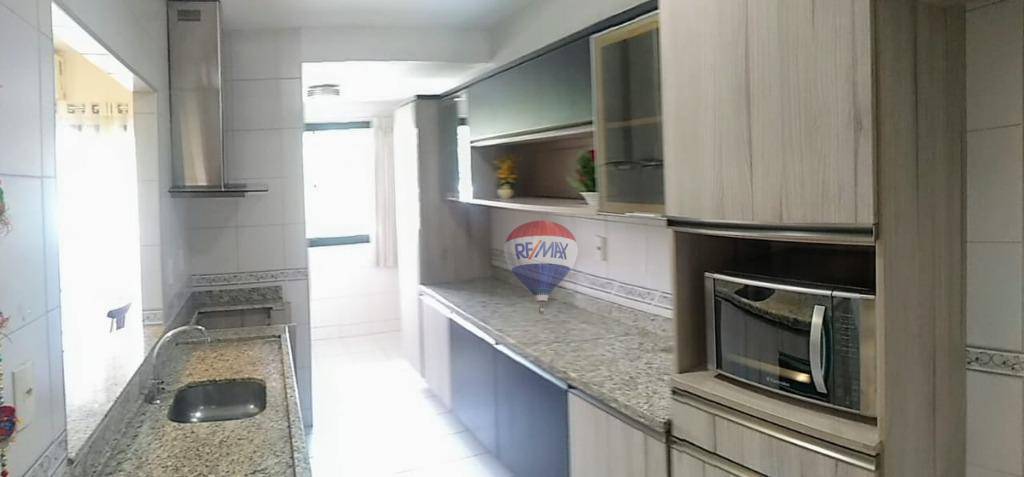 Apartamento para alugar com 2 quartos, 86m² - Foto 13