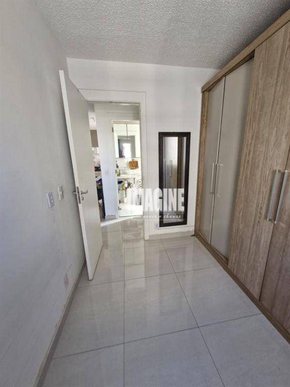 Apartamento à venda com 2 quartos, 40m² - Foto 12