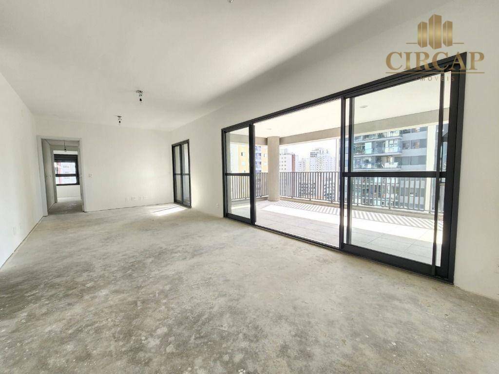 Apartamento à venda com 4 quartos, 150m² - Foto 4