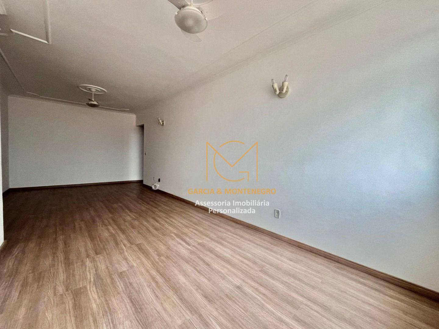 Apartamento à venda com 2 quartos, 115m² - Foto 4