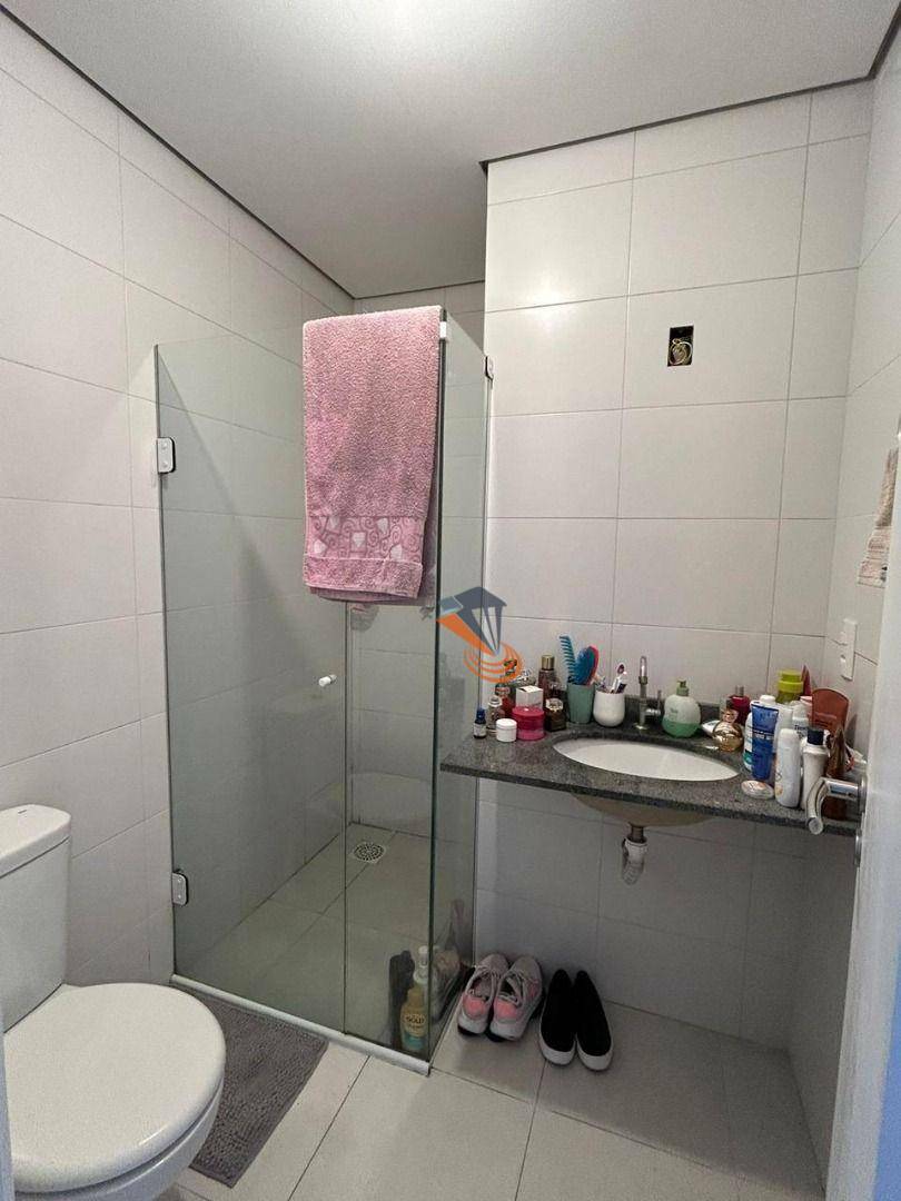 Apartamento à venda com 2 quartos, 69m² - Foto 33