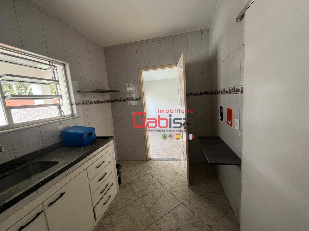 Casa para alugar com 2 quartos, 75m² - Foto 6