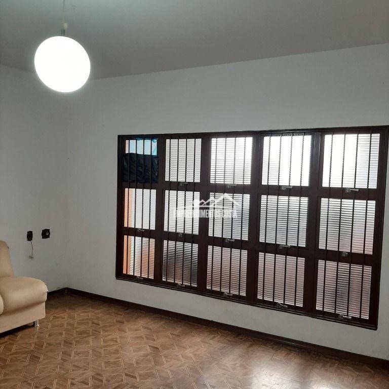 Casa à venda com 3 quartos, 264m² - Foto 13