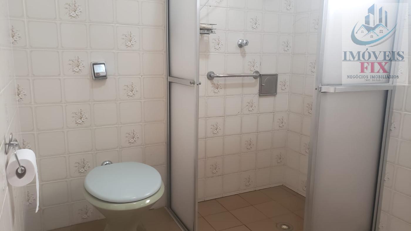 Casa à venda com 3 quartos, 208m² - Foto 19