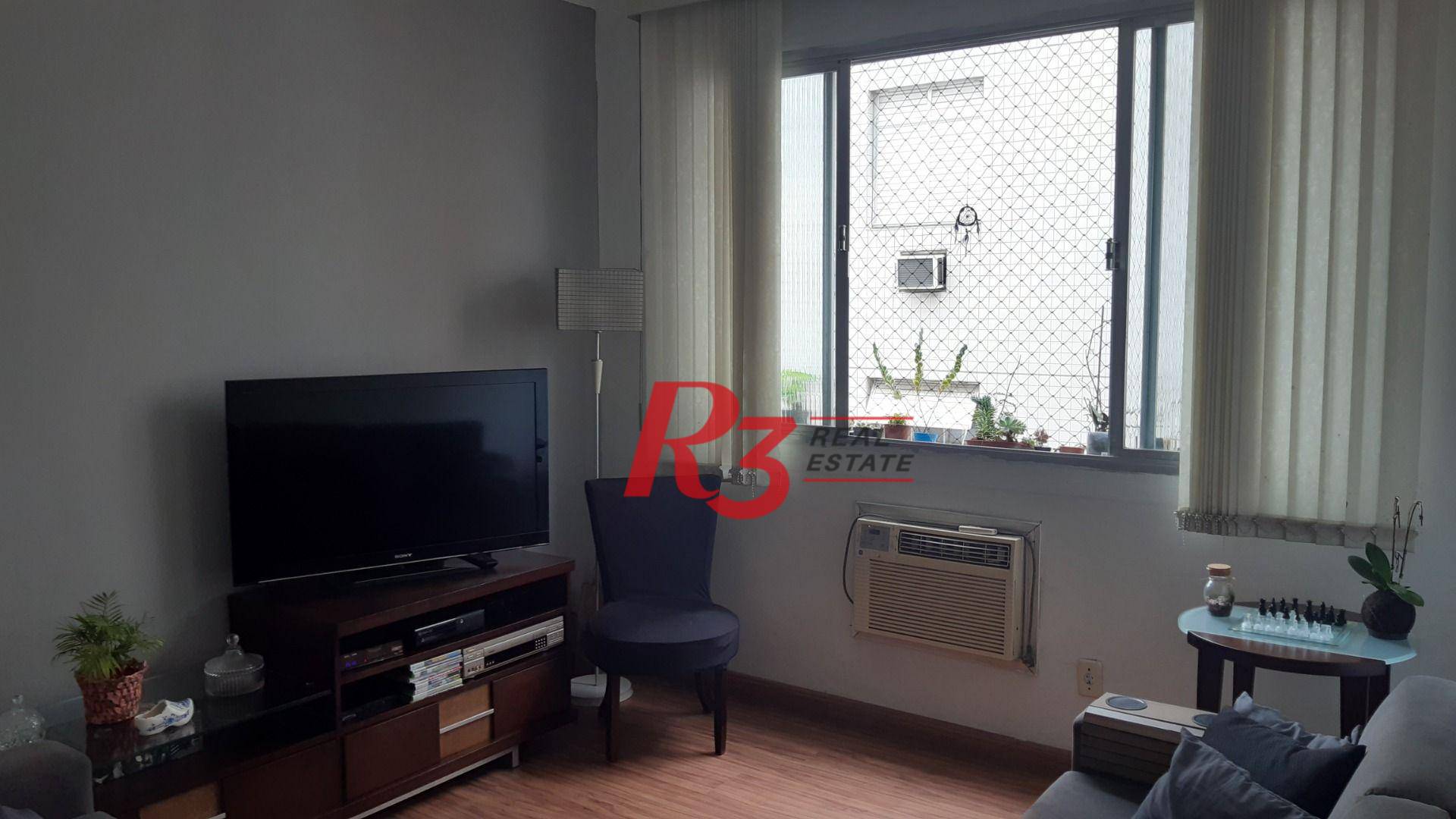 Apartamento à venda com 2 quartos, 84m² - Foto 3