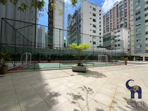 Apartamento à venda com 3 quartos, 153m² - Foto 9